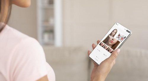 Maquillage : l'essayage virtuel rendu possible pour les achats sur Instagram