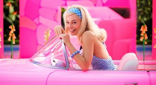 #Barbiecore : la tendance qui assure le retour d'une esthétique ultra-genrée