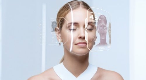 « La beauté du futur sera physique et digitale », Camille Kroely, L'Oréal
