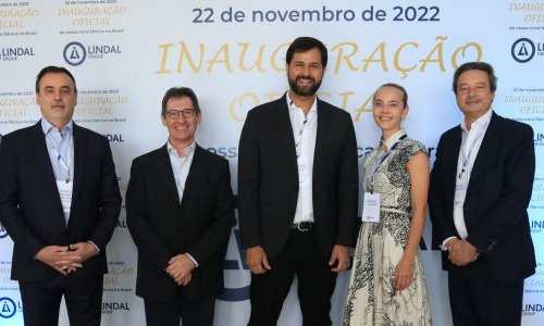 Lindal hosts grand opening of new Brazil facility
