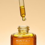 Mimitika chose a bottle from Bormioli Luigi for their first skincare range